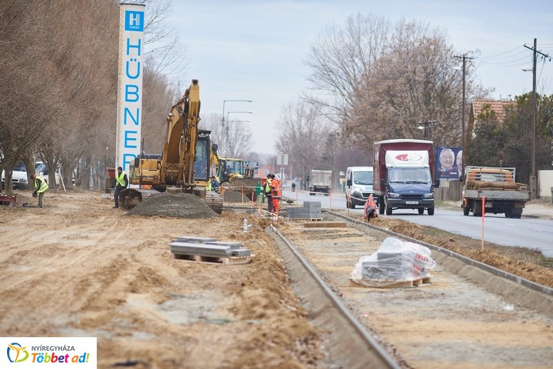 Munkálatok a Legyező és Tünde utcán