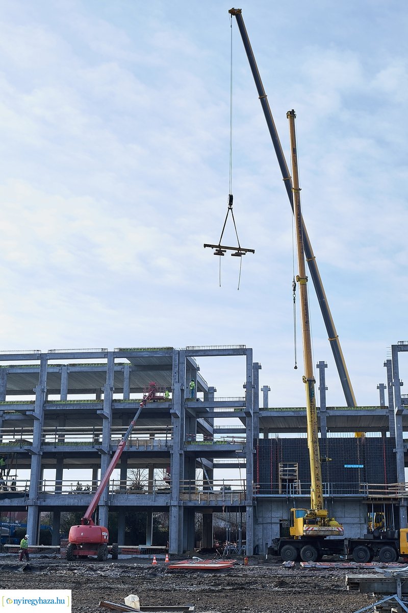 Munkálatok a Nyíregyházi Atlétikai Centrumnál 20200130