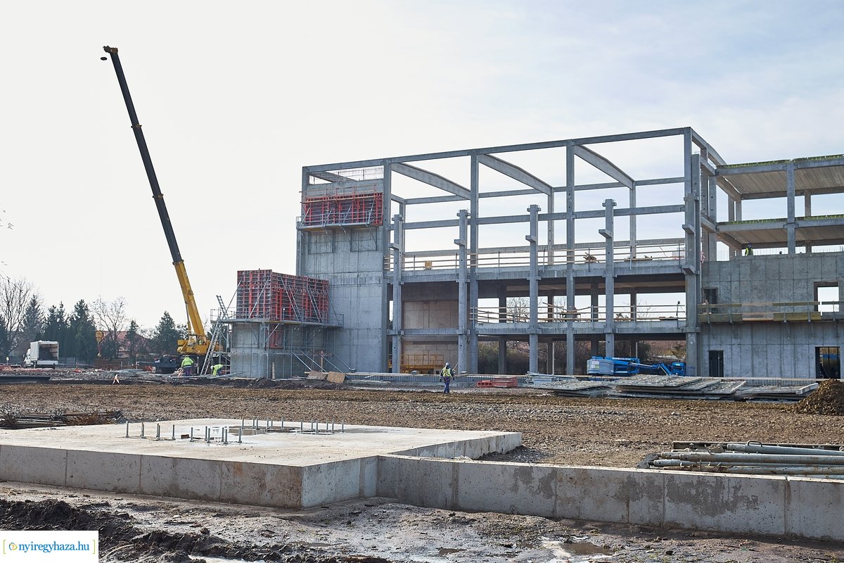 Munkálatok a Nyíregyházi Atlétikai Centrumnál 20200130