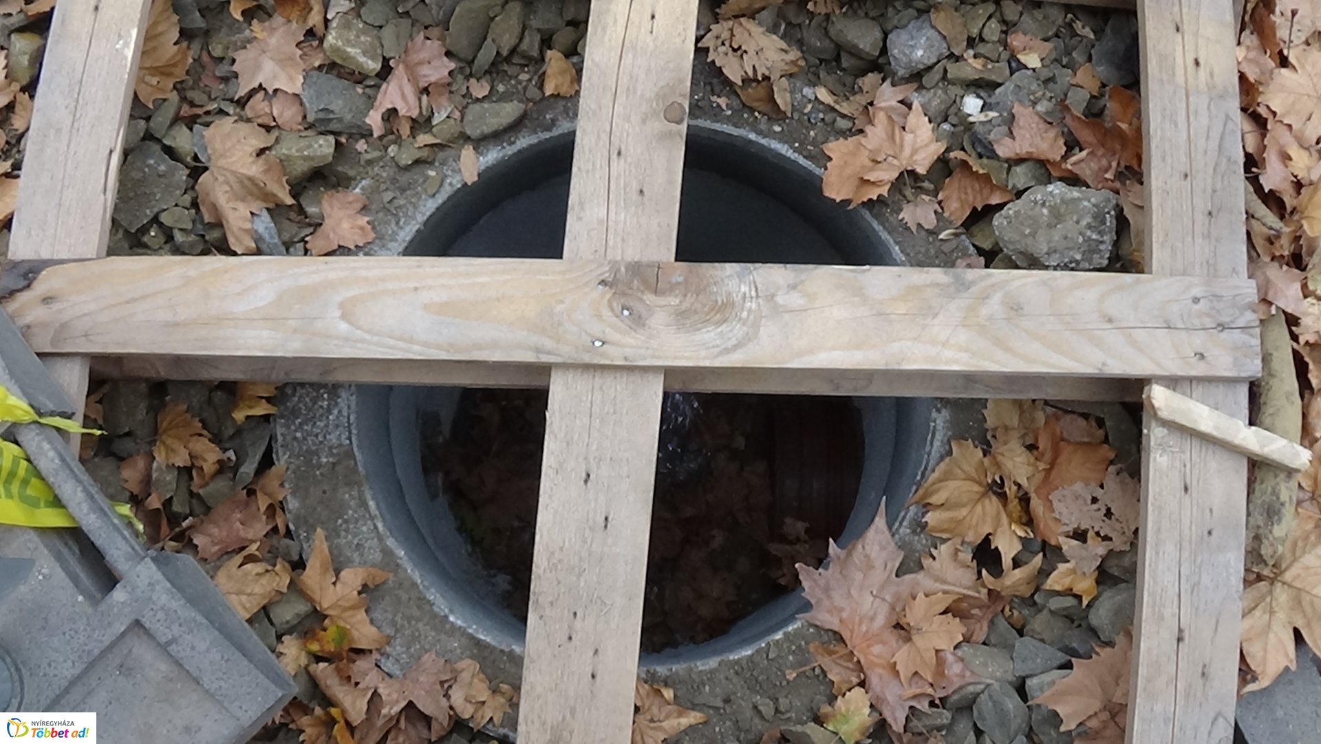 Munkálatok a Szarvas utcán