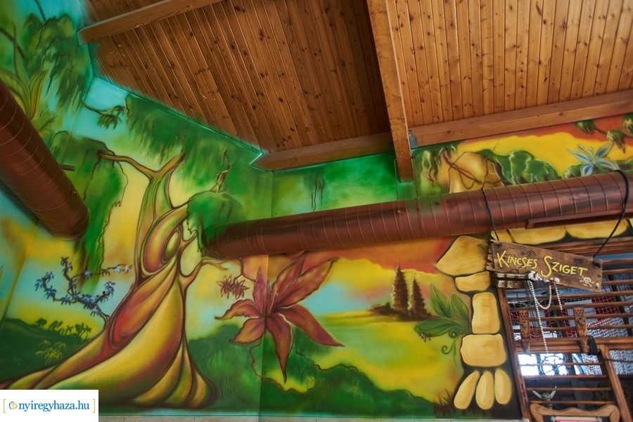 Munkálatok az élményfürdőben