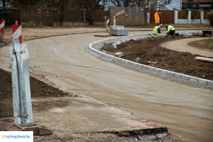 Munkálatok az Orgona utcán
