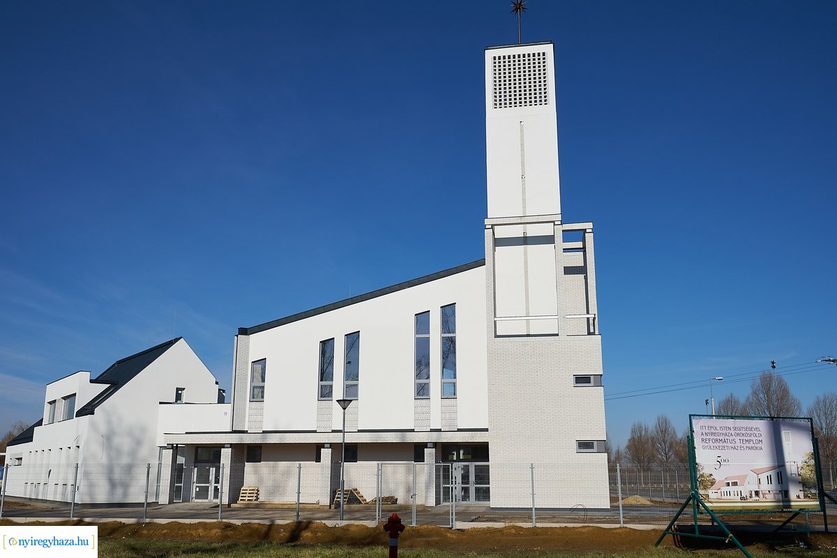 Munkálatok az örökösföldi református templomnál