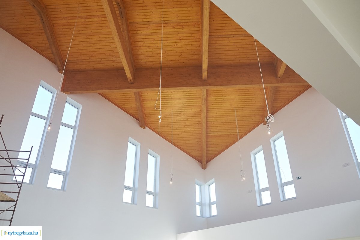 Munkálatok az örökösföldi református templomnál