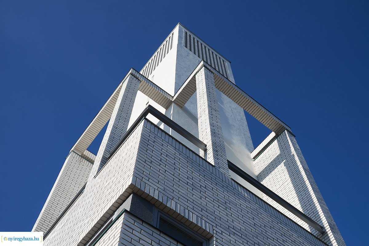 Munkálatok az örökösföldi református templomnál