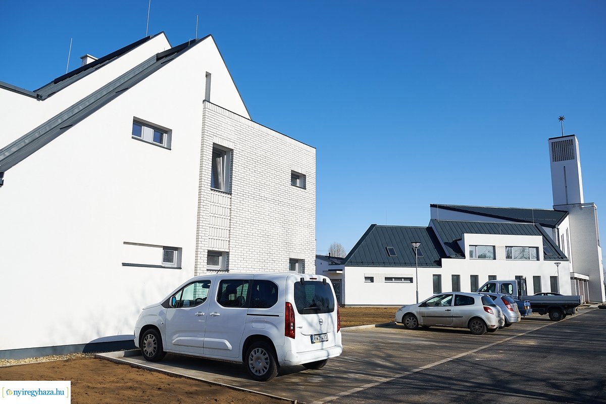 Munkálatok az örökösföldi református templomnál