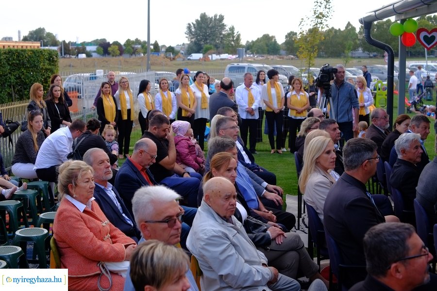Mustármag Bölcsőde átadó 20231006