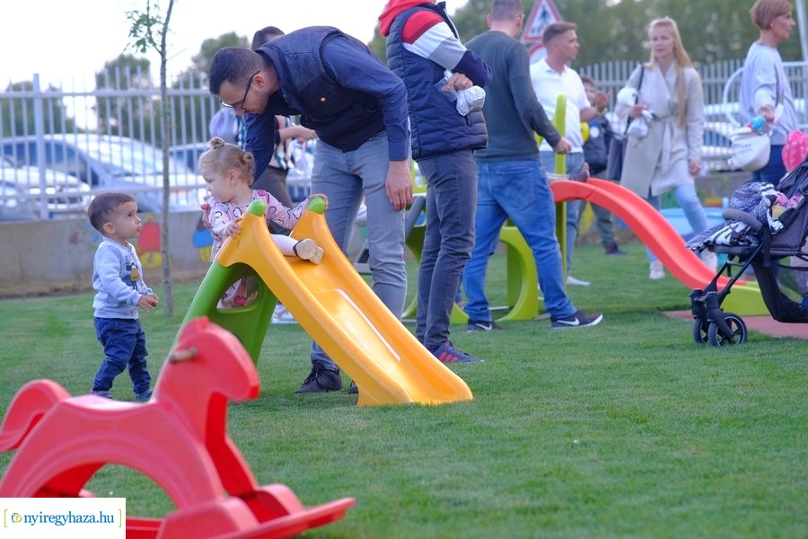 Mustármag Bölcsőde átadó 20231006