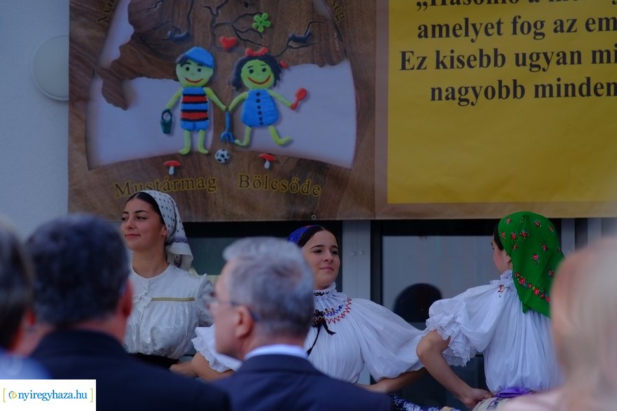 Mustármag Bölcsőde átadó 20231006