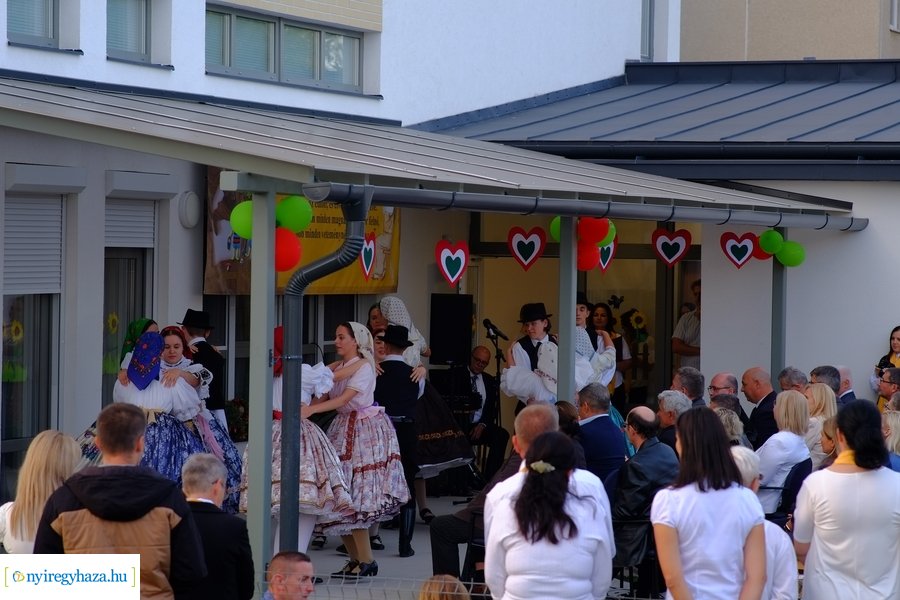 Mustármag Bölcsőde átadó 20231006