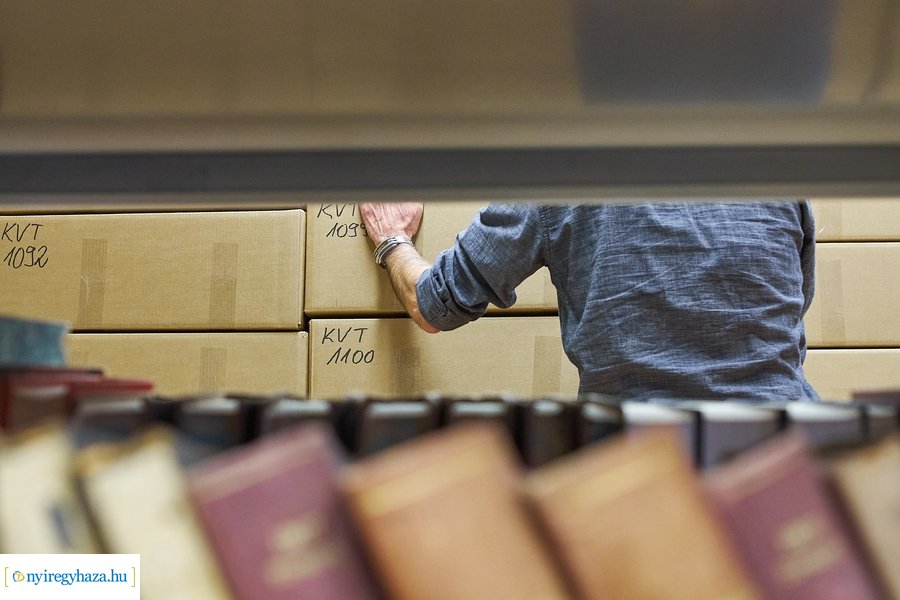 Múzeum felújítás előtt - költöztetés 20220223