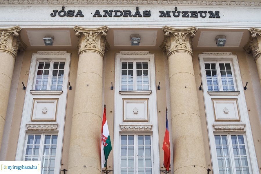 Múzeum felújítás előtt - költöztetés 20220223