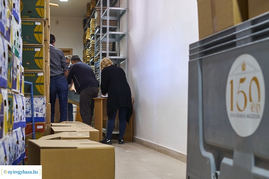 Múzeum felújítás előtt - költöztetés 20220223