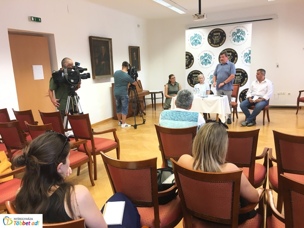 Múzeumi sajtótájékoztató