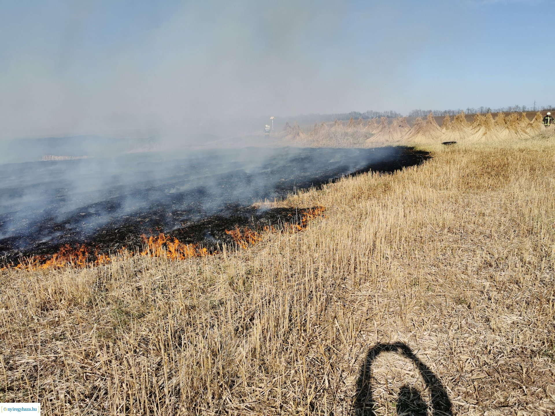 Nádas ég Kistelekiszőlőn