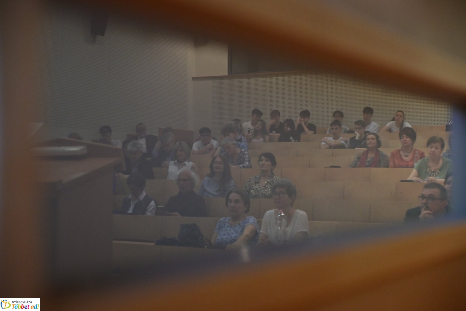 Nagy László 100 - konferencia a Móricz Zsigmond könyvtárban