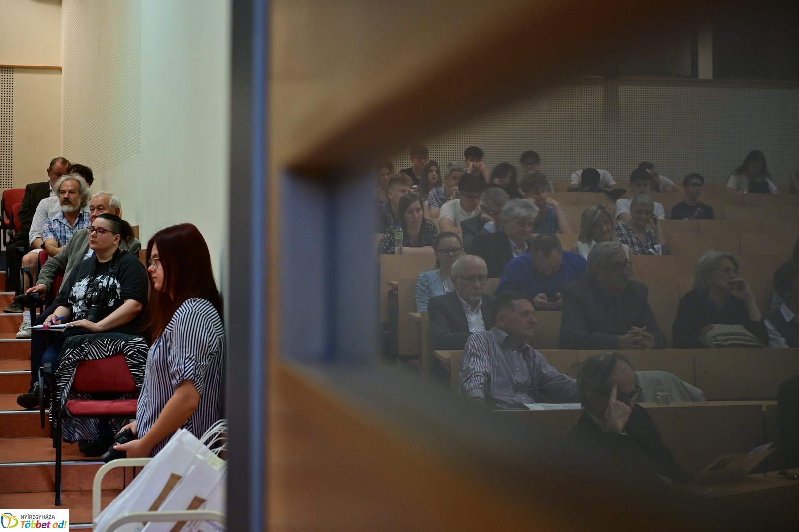 Nagy László 100 - konferencia a Móricz Zsigmond könyvtárban