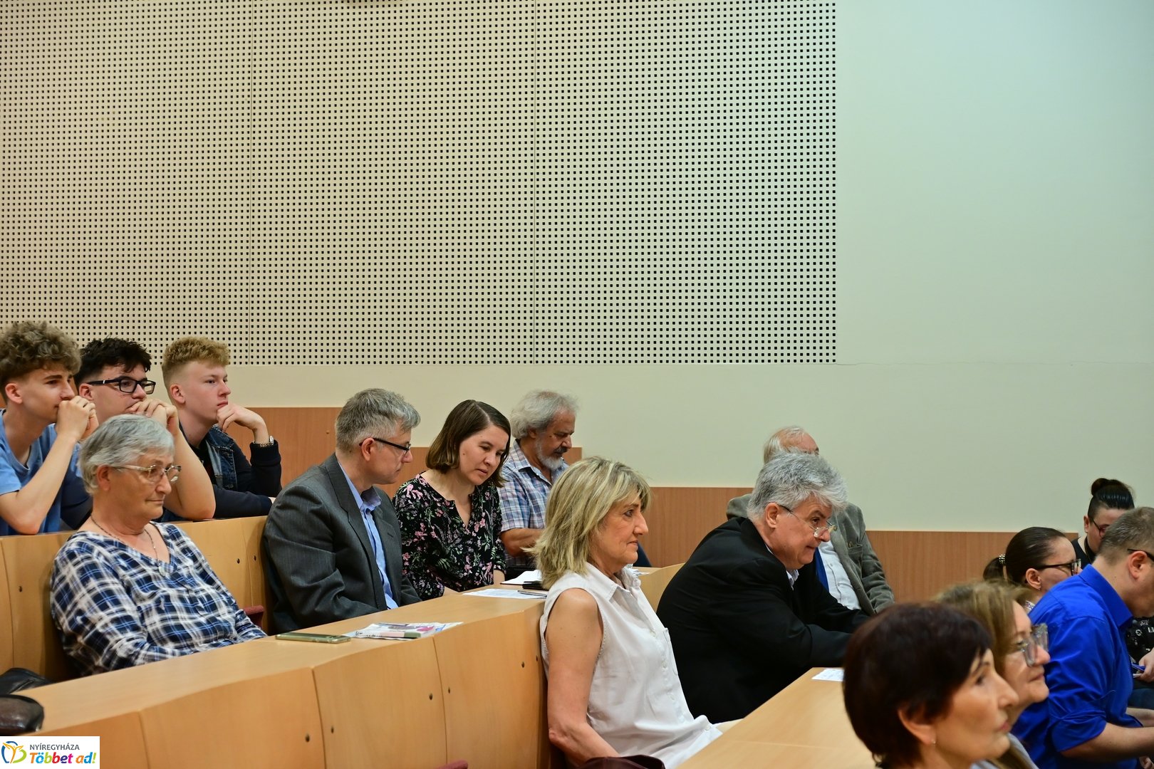 Nagy László 100 - konferencia a Móricz Zsigmond könyvtárban