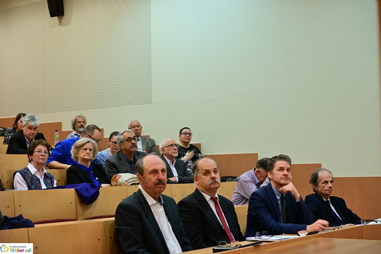 Nagy László 100 - konferencia a Móricz Zsigmond könyvtárban