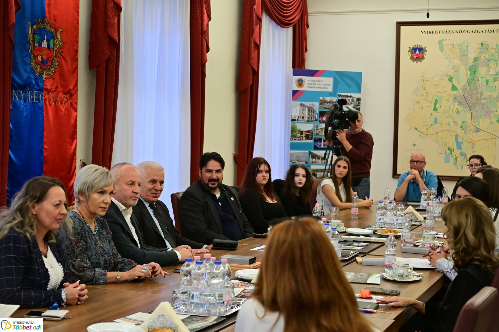 Nagybánya polgármesterének hivatalos látogatása a Városházán 2025