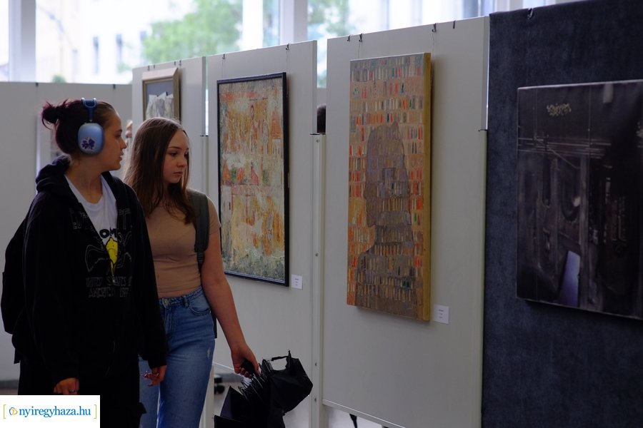 Nagybányai képzőművészek kiállítása