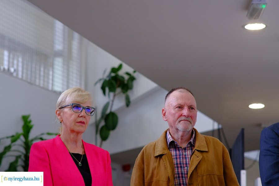 Nagybányai képzőművészek kiállítása