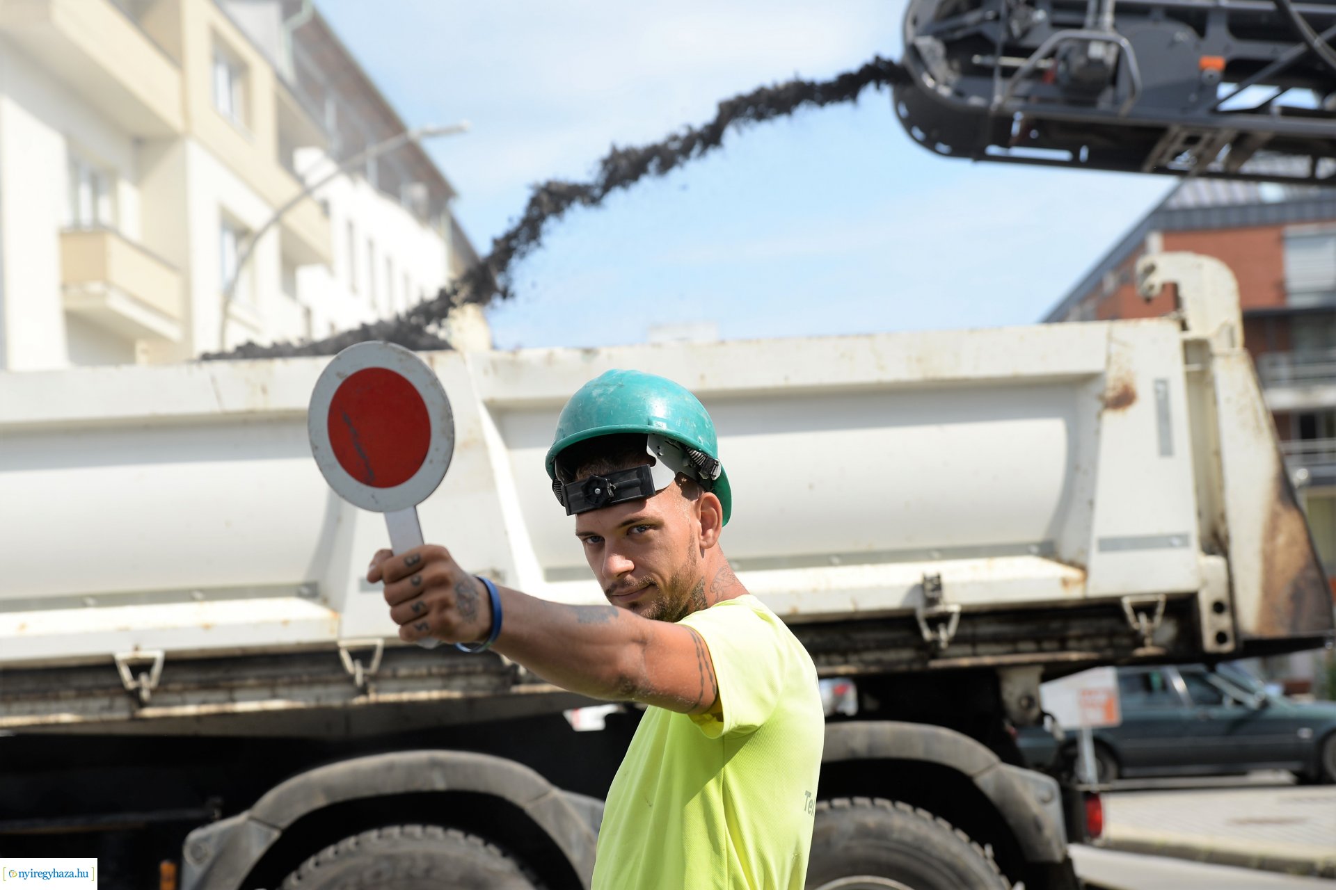 Nagyfelületű útjavítás  Nyíregyházán