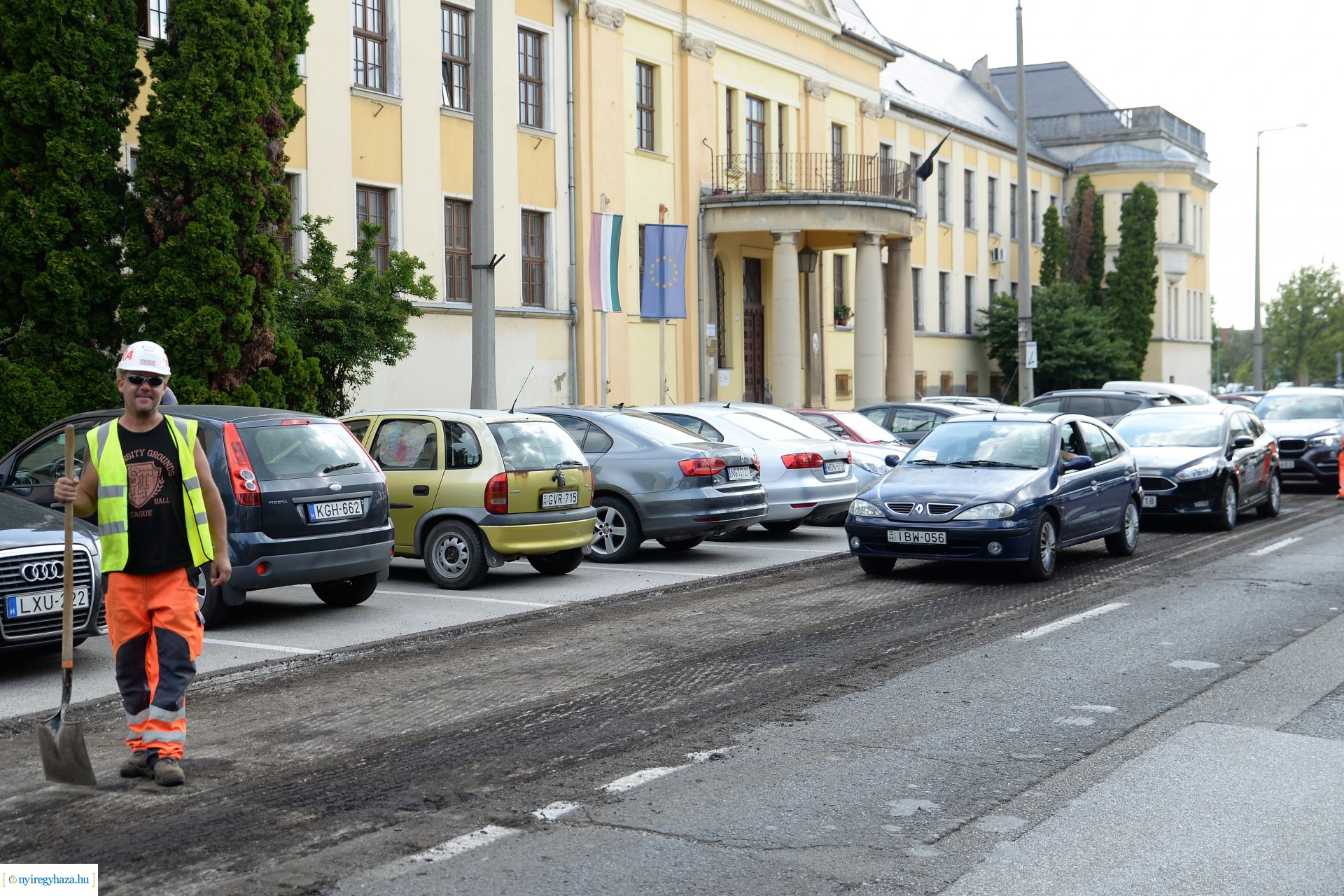 Nagyfelületű útjavítás  Nyíregyházán