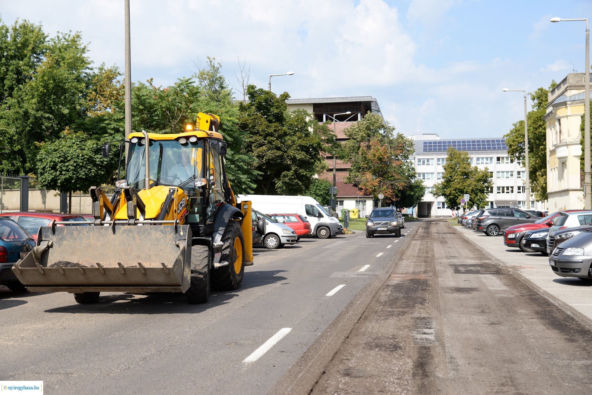 Nagyfelületű útjavítás  Nyíregyházán