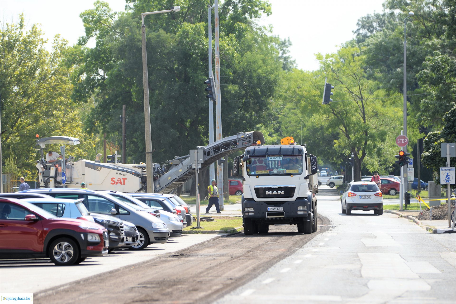 Nagyfelületű útjavítás  Nyíregyházán