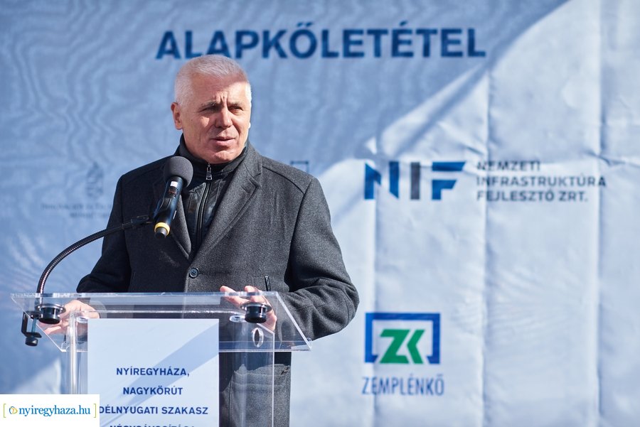 Nagykörút négysávos bővítésének alapkőletétele