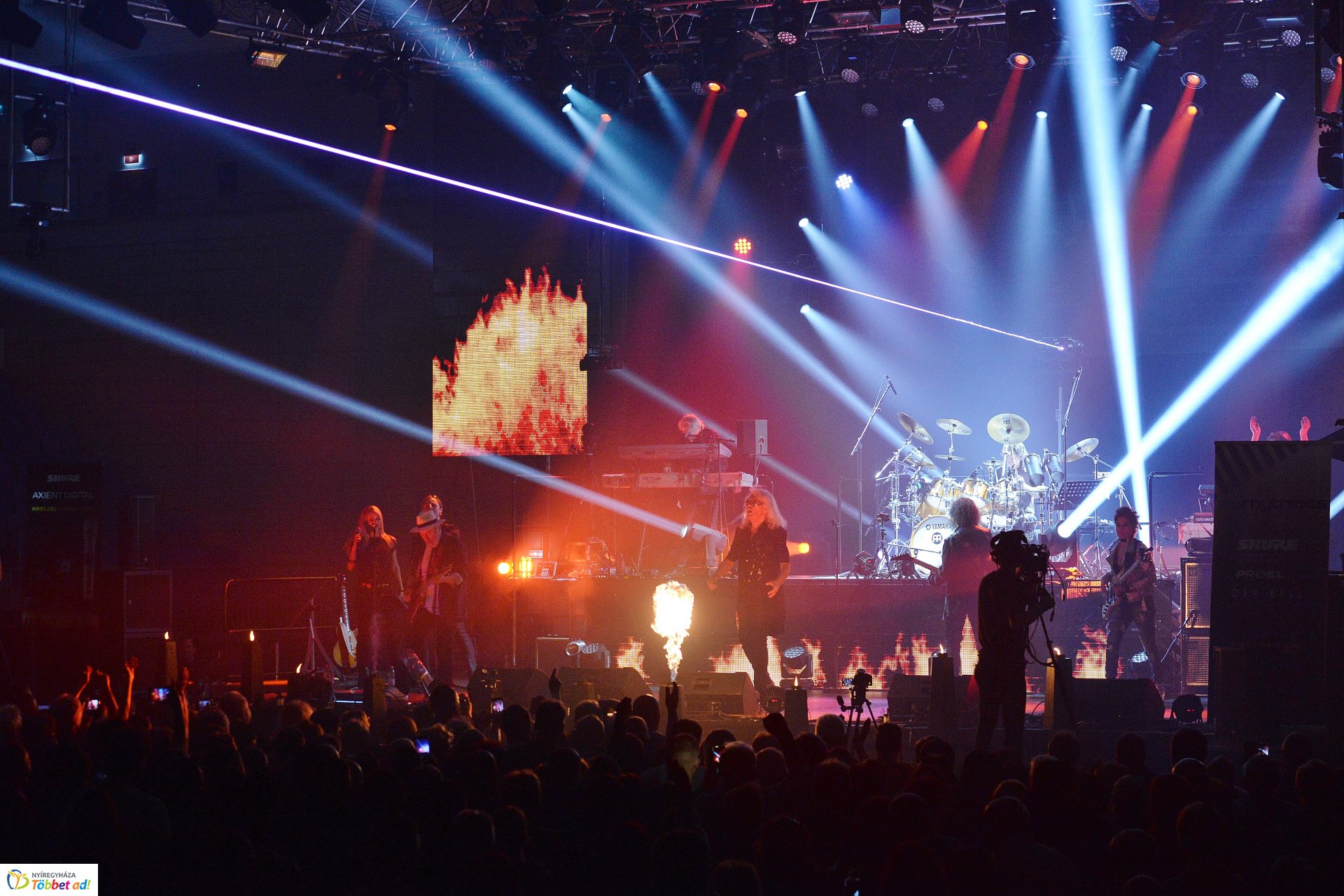 Nagysikerű Omega koncert Nyíregyházán