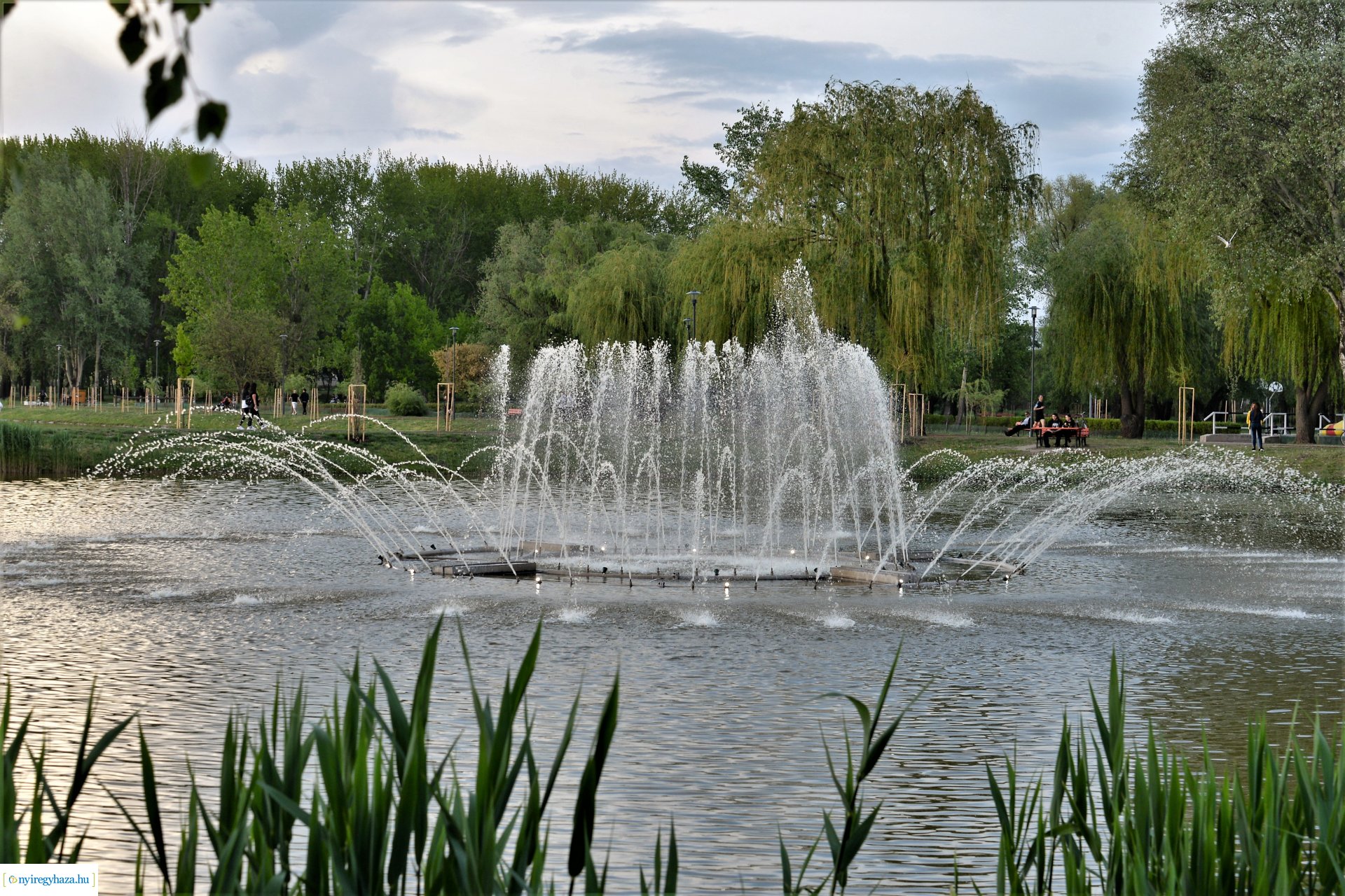 Naplemente a Bujtosi tó partján
