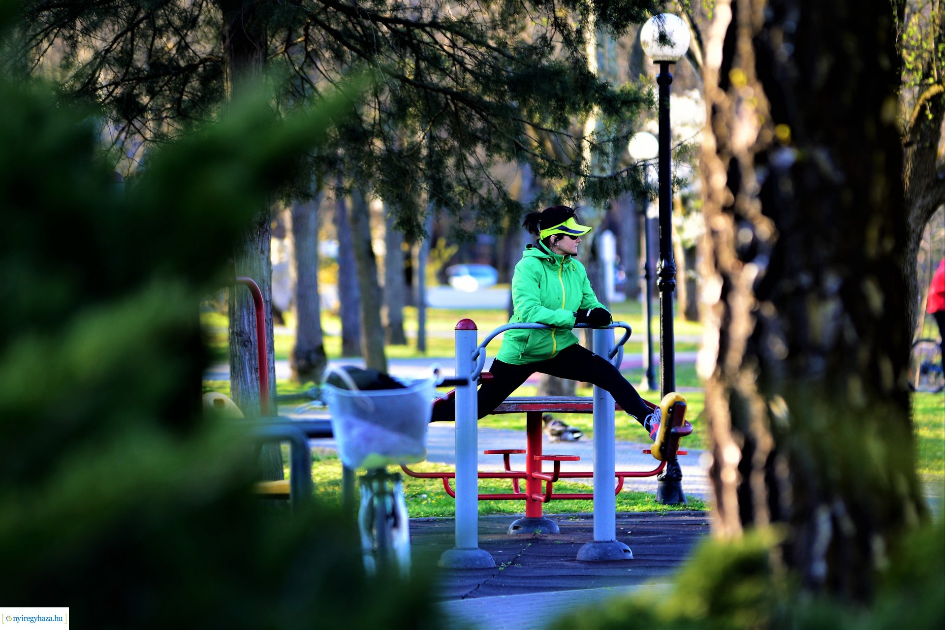 Napsütéses tavaszi délután Sóstón