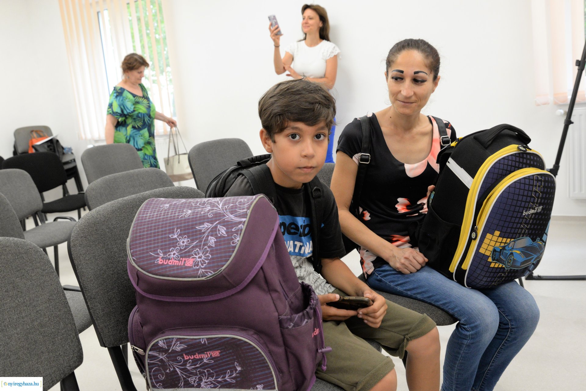 Ne dobd ki az iskolatáskád! - adományátadás 2023