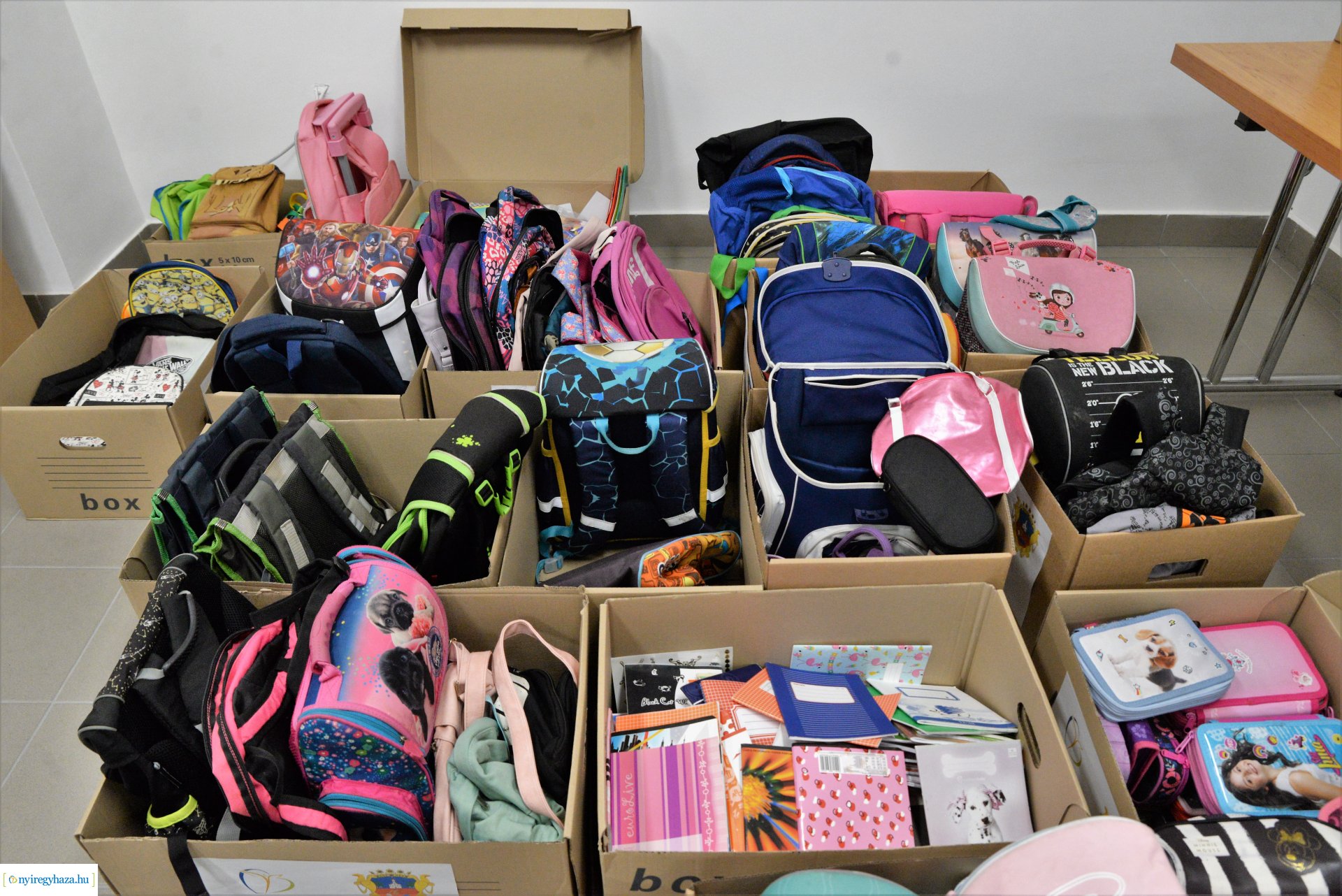 Ne dobd ki az iskolatáskád! - adományátadás 2023