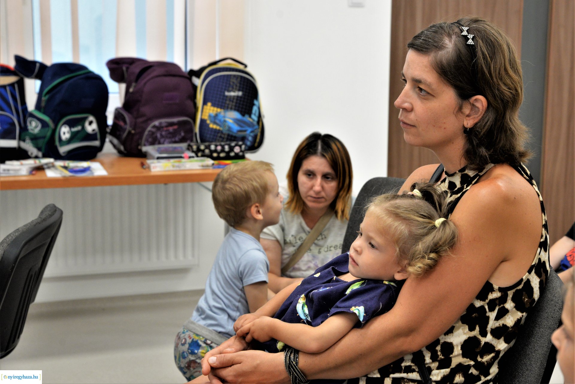 Ne dobd ki az iskolatáskád! - adományátadás 2023