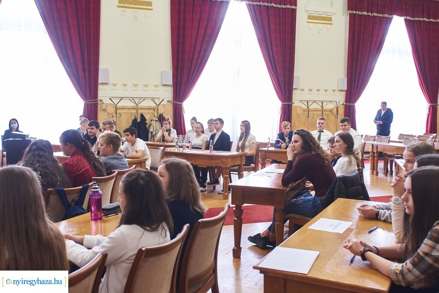 Ne heverj parlagon 2021  - iskolai verseny