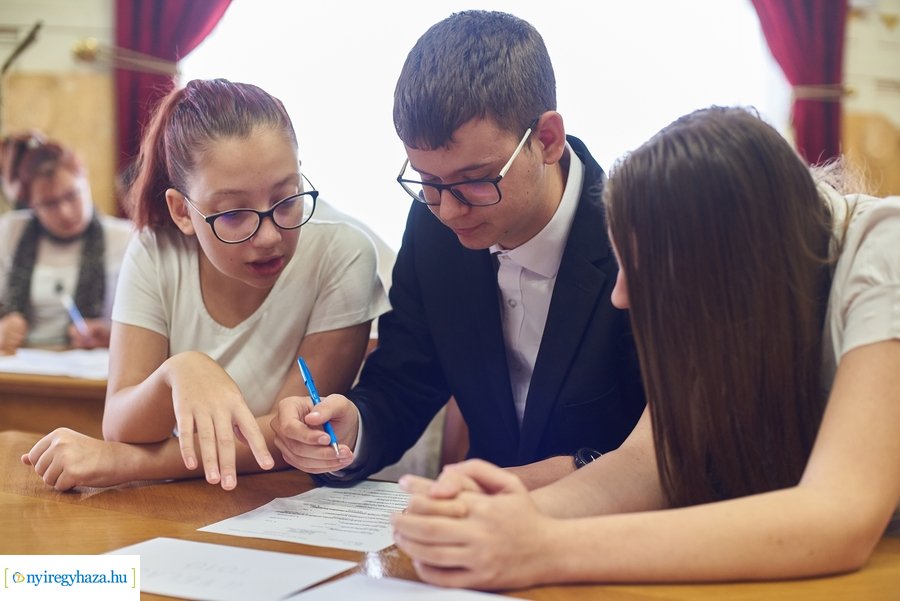 Ne heverj parlagon 2021  - iskolai verseny