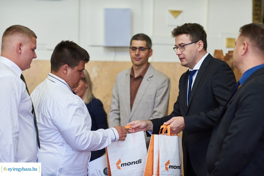 Ne heverj parlagon 2021  - iskolai verseny