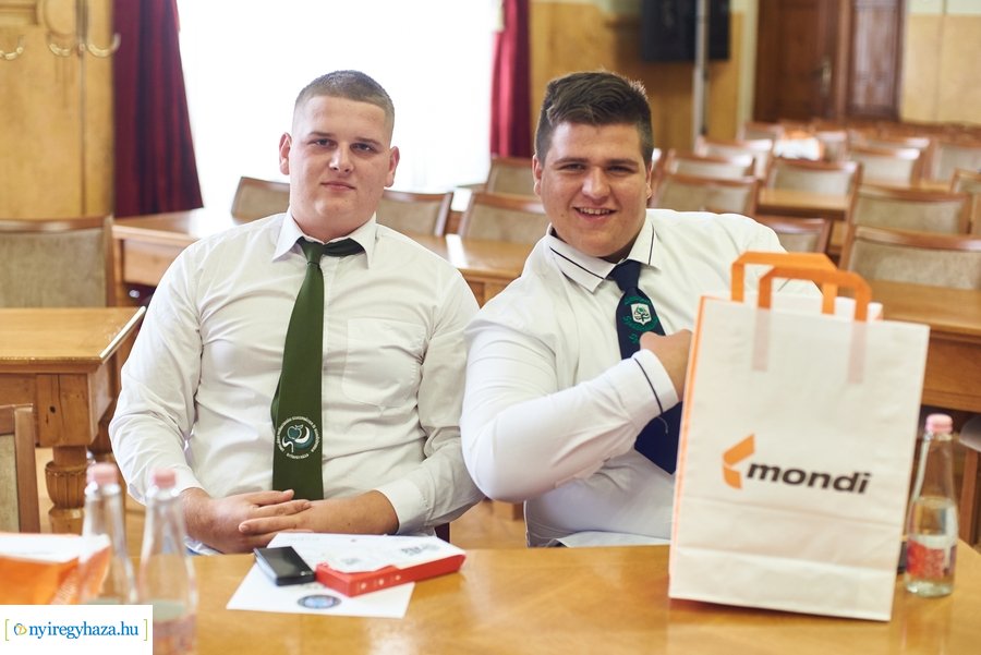 Ne heverj parlagon 2021  - iskolai verseny