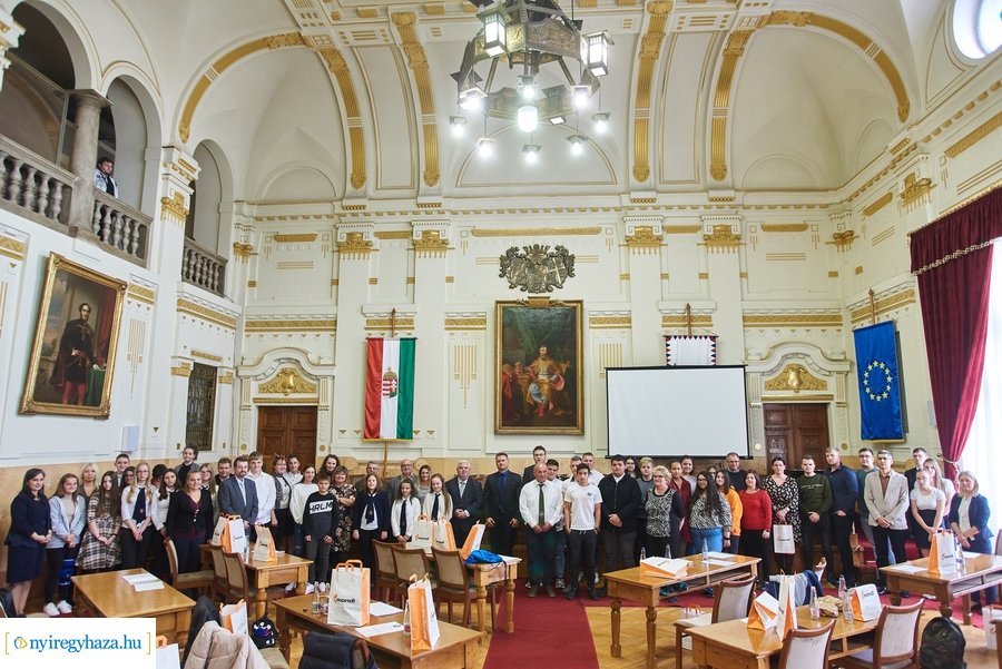 Ne heverj parlagon 2021  - iskolai verseny