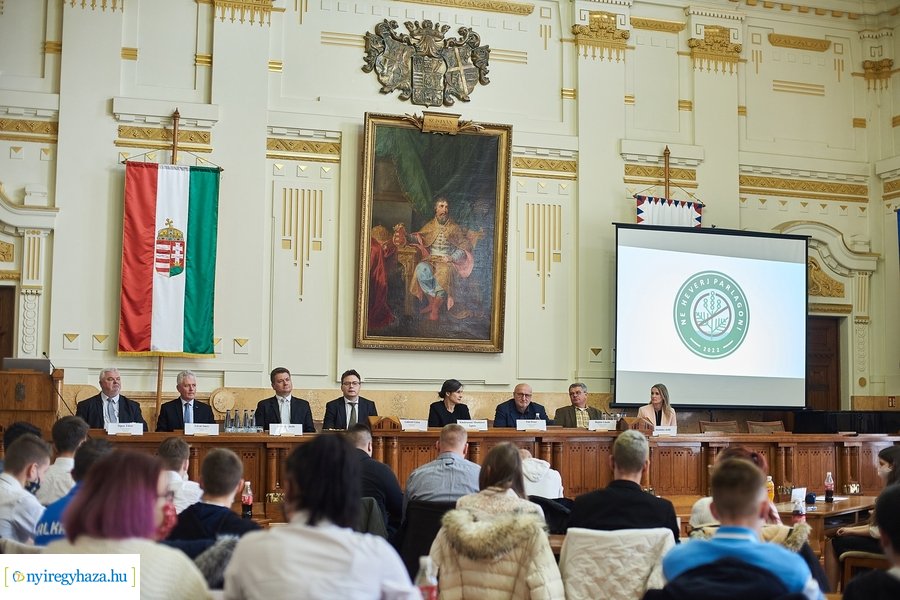 Ne heverj parlagon 2022