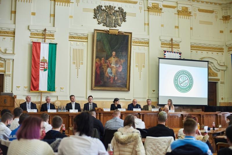 Ne heverj parlagon 2022