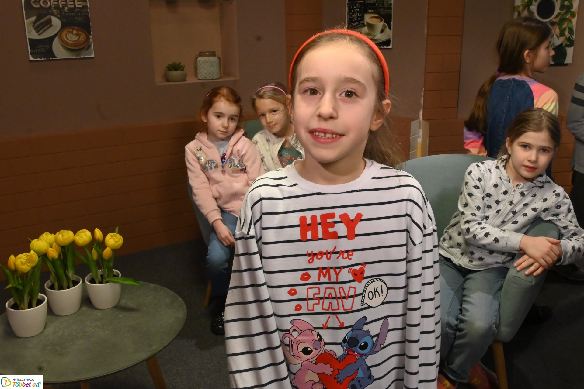 Negyven éves a Nyíregyházi Televízió-iskolások látogattak a stúdióba a születésnapon (kedd)