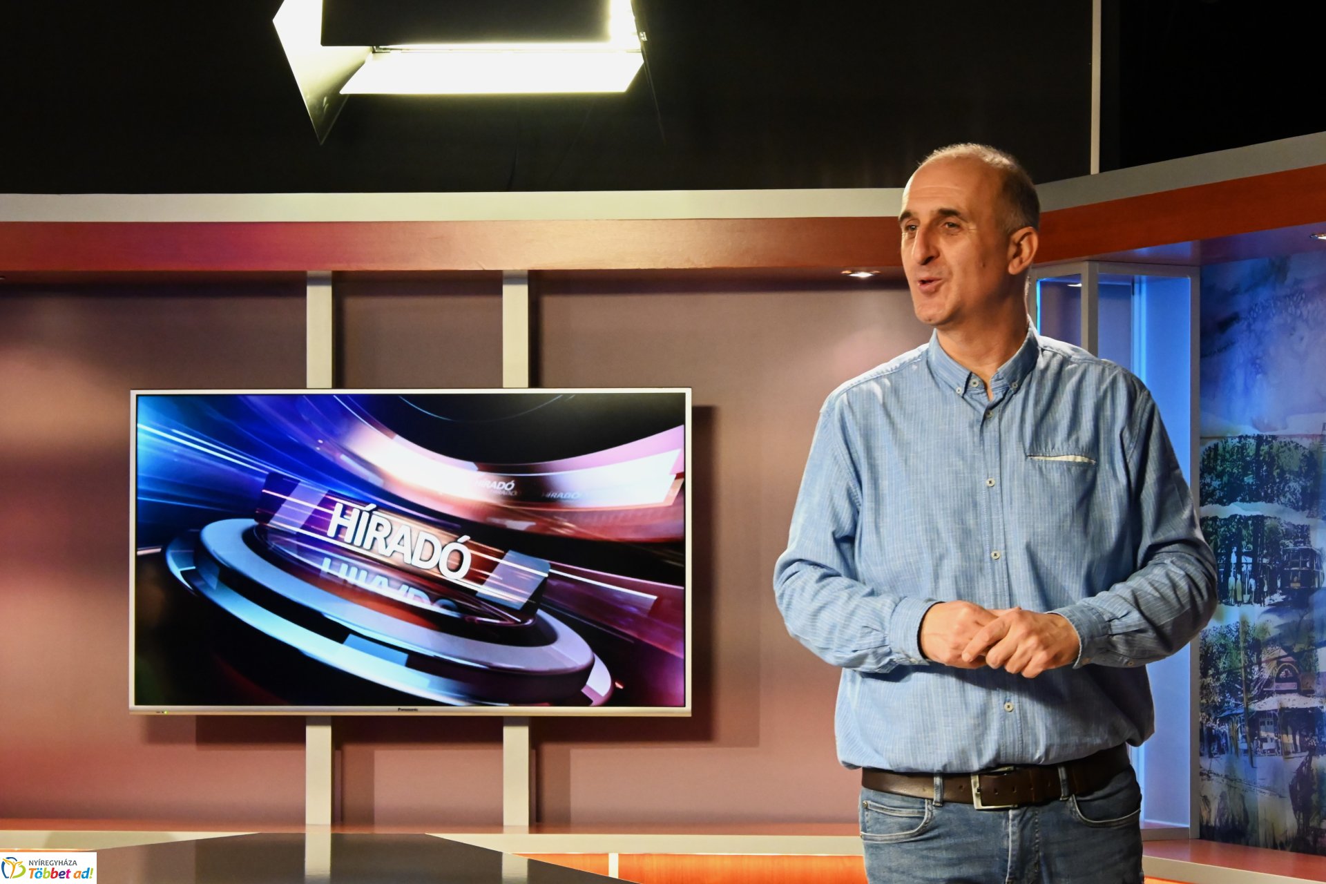 Negyven éves a Nyíregyházi Televízió-iskolások látogattak a stúdióba a születésnapon (hétfő)