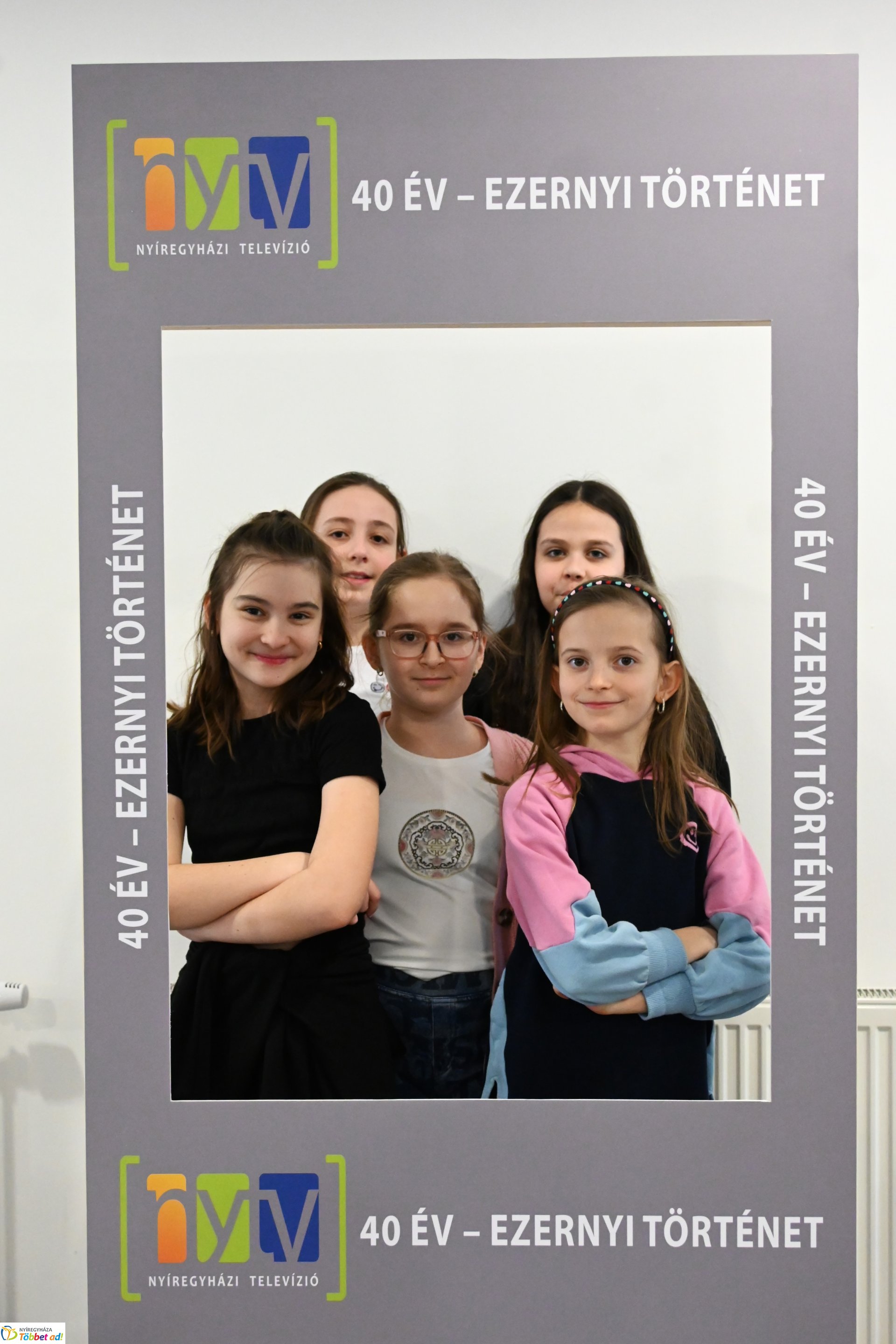 Negyven éves a Nyíregyházi Televízió-iskolások látogattak a stúdióba a születésnapon (hétfő)