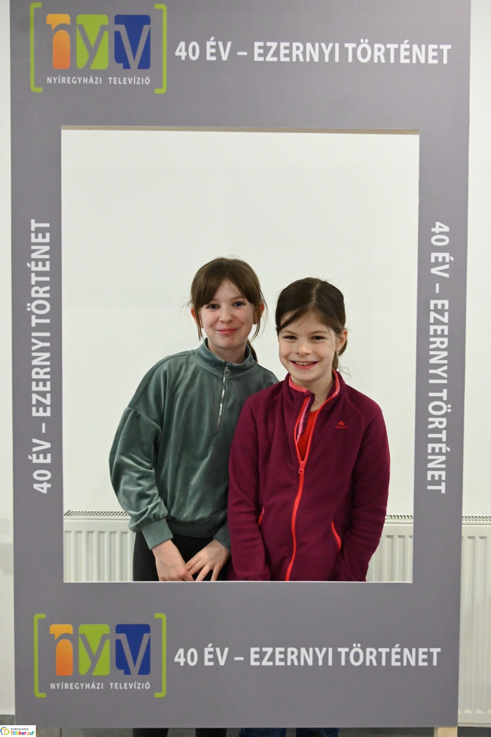 Negyven éves a Nyíregyházi Televízió-iskolások látogattak a stúdióba a születésnapon (hétfő)