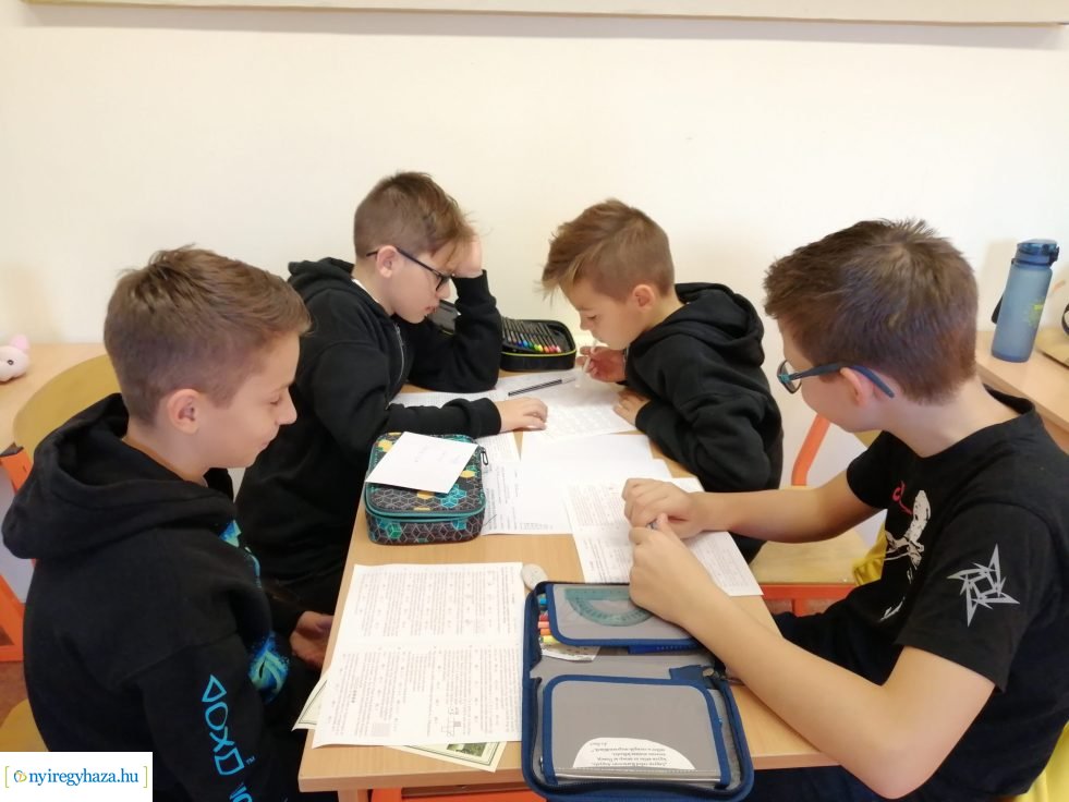 Nemcsak a diákok jók matekból a Szent Imrében!