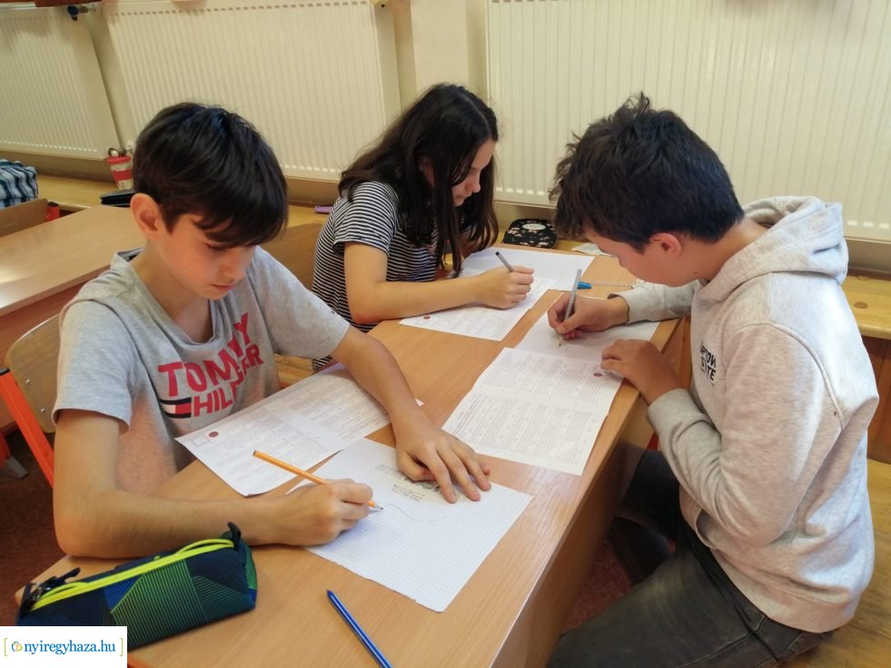 Nemcsak a diákok jók matekból a Szent Imrében!